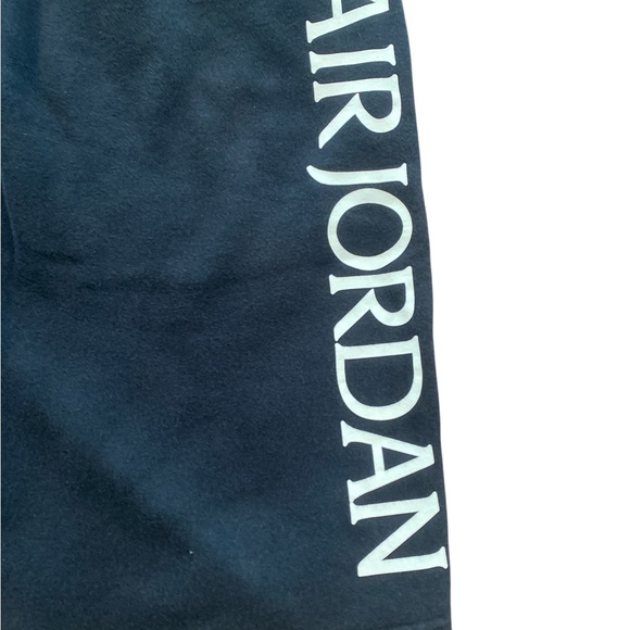 Jordan Men's Black Athletic Shorts - Picture 5 of 6